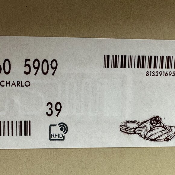 Gucci Marmont GG Padded Chevron Matelasse Leather Thong Flat Sandals Shoes - Picture 16 of 16